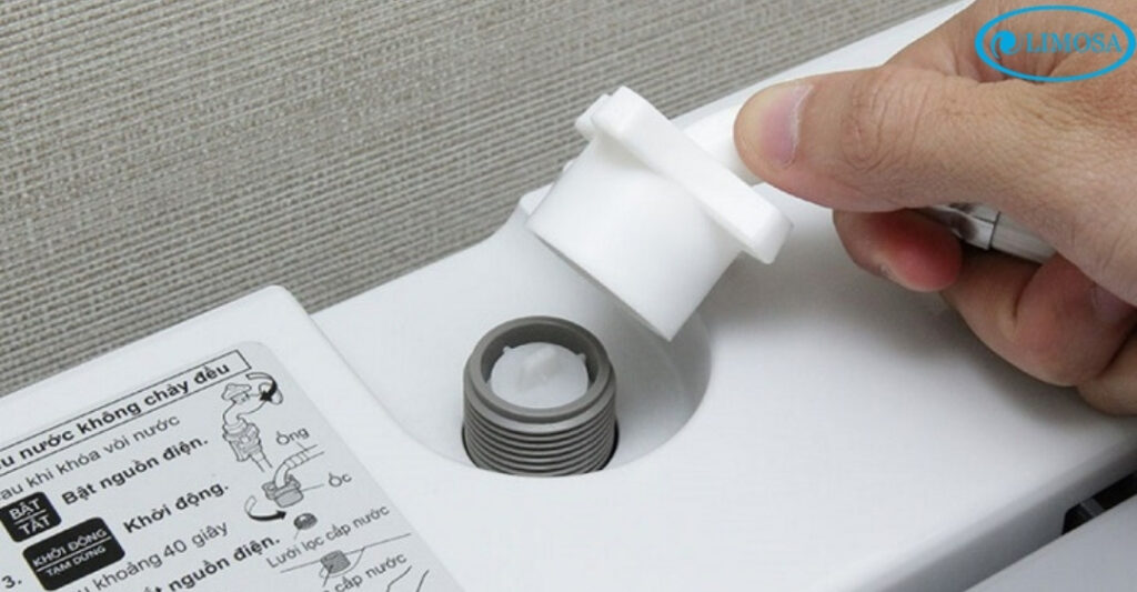Sửa Máy Giặt Aqua Báo Lỗi E11 - Cách Xử Lý Đơn Giản Tại Nhà Van cấp nước bị tắc hoặc hỏng