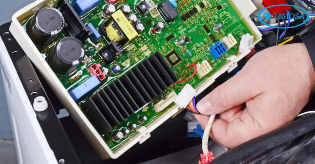 Cách Sửa Lỗi F6 Máy Giặt Hitachi Chi Tiết và Nhanh Chóng Mất kết nối hoặc hỏng dây điện giữa bo mạch và động cơ xả nước